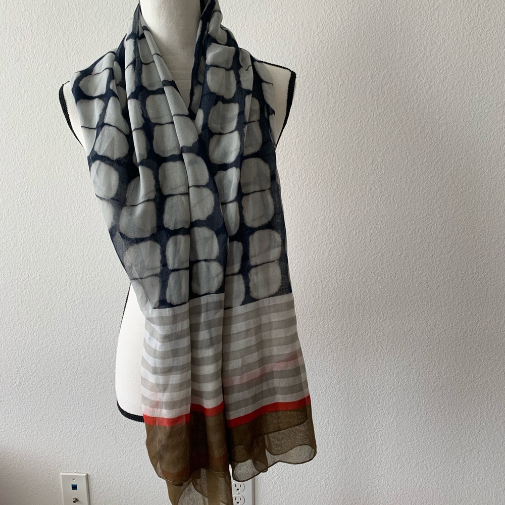 Loft Scarf